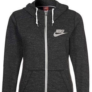 Nike Women Clothing Bundle